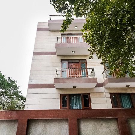 Capital O Hotel Bms Near Appu Ghar Gurgaon Dış mekan fotoğraf