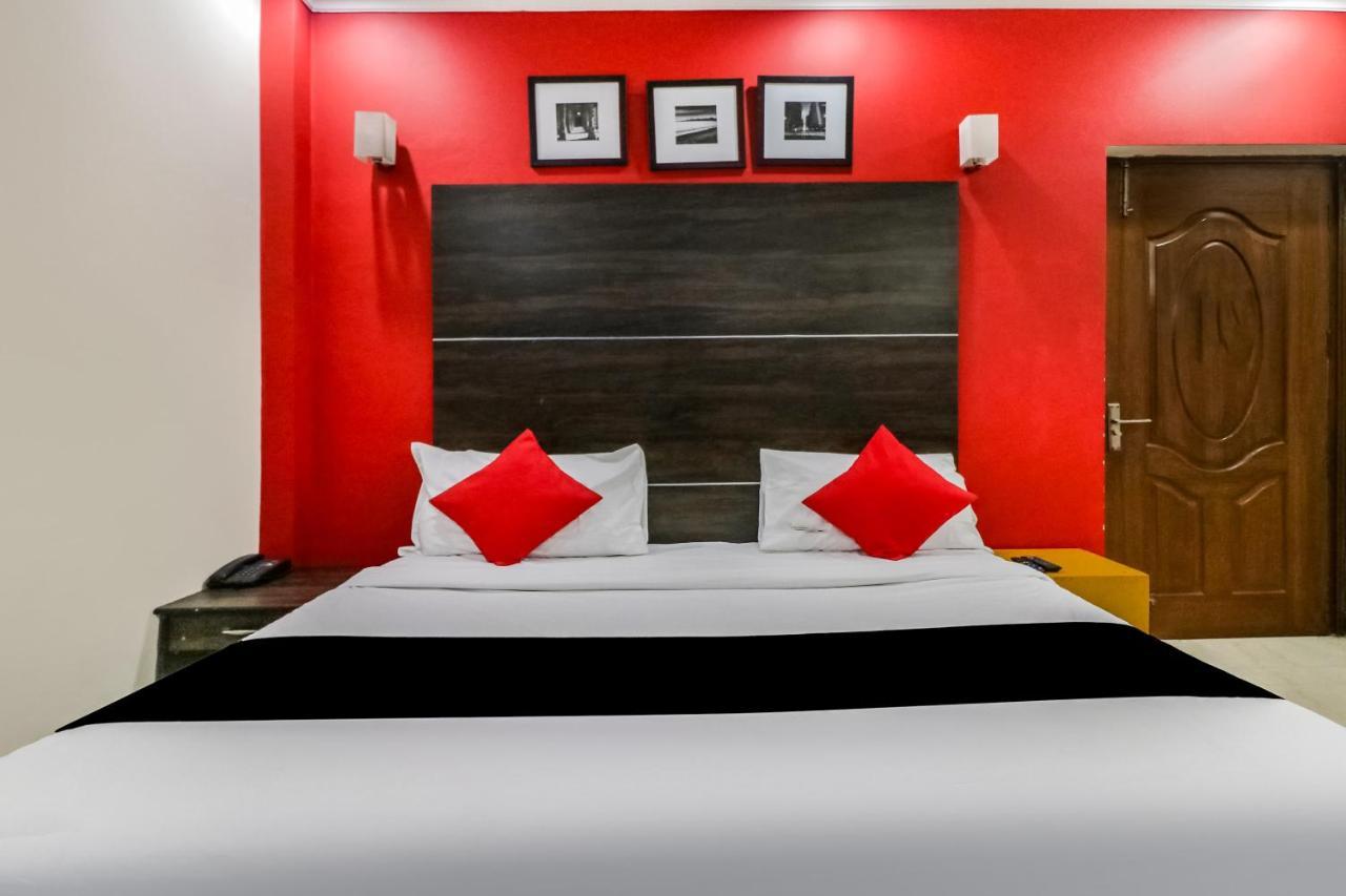 Capital O Hotel Bms Near Appu Ghar Gurgaon Dış mekan fotoğraf