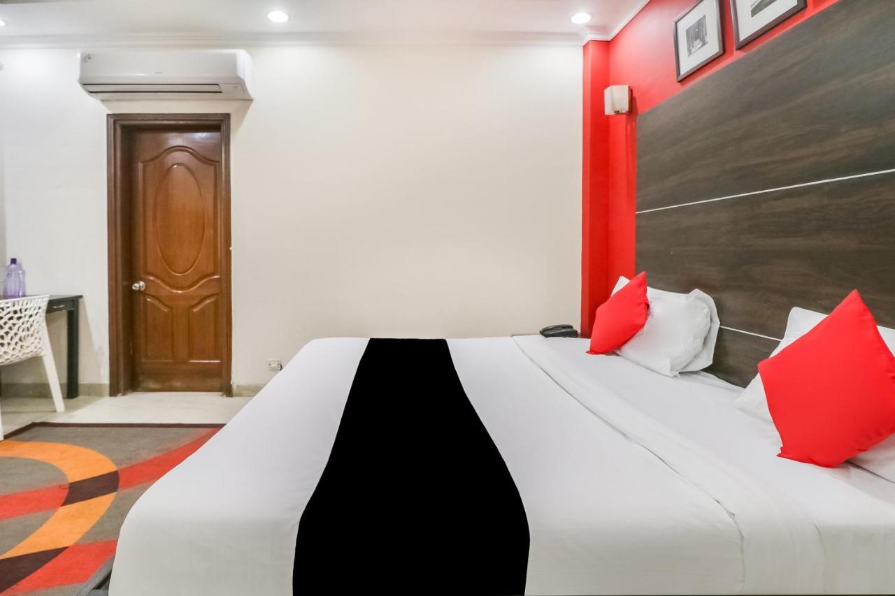 Capital O Hotel Bms Near Appu Ghar Gurgaon Dış mekan fotoğraf
