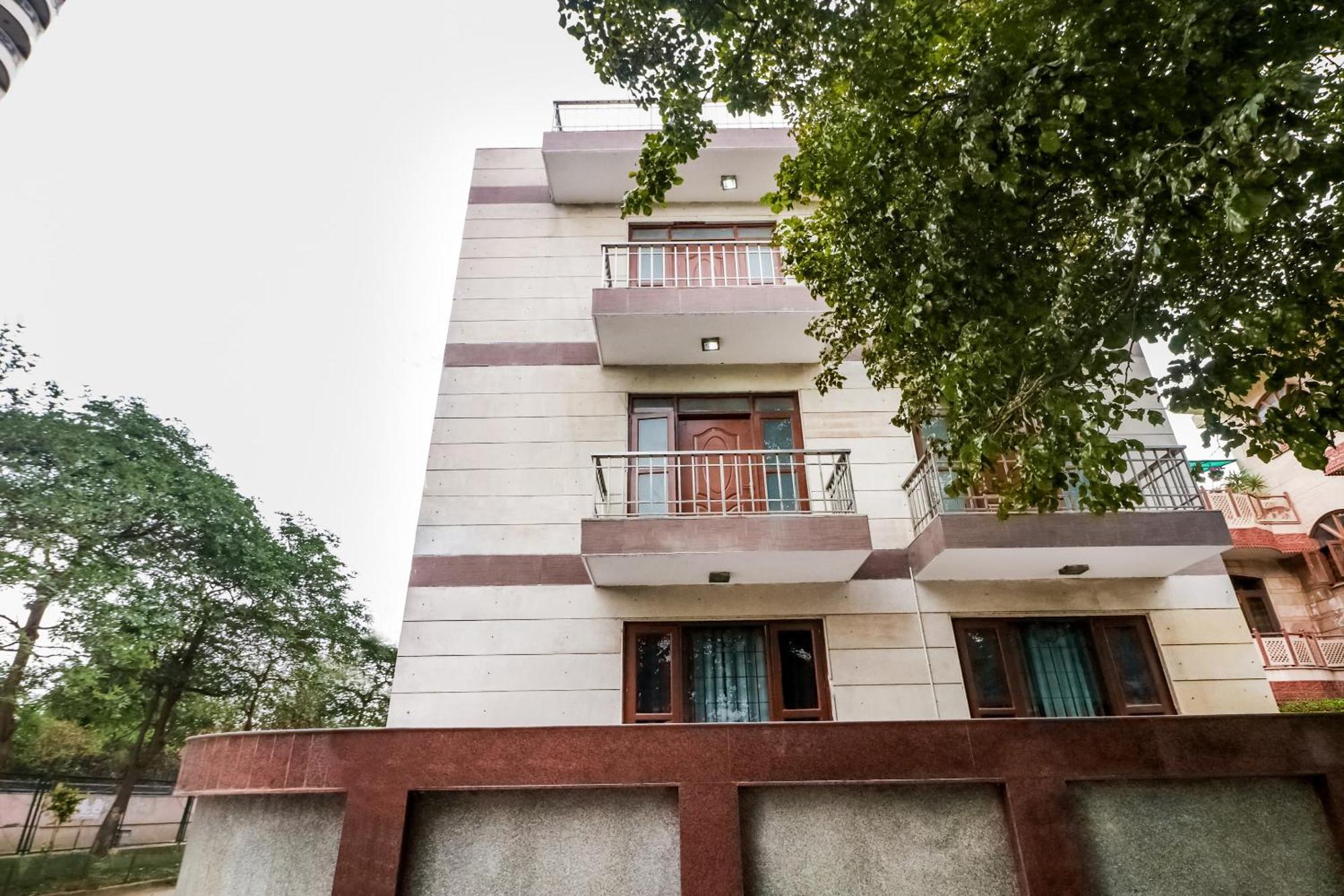 Capital O Hotel Bms Near Appu Ghar Gurgaon Dış mekan fotoğraf